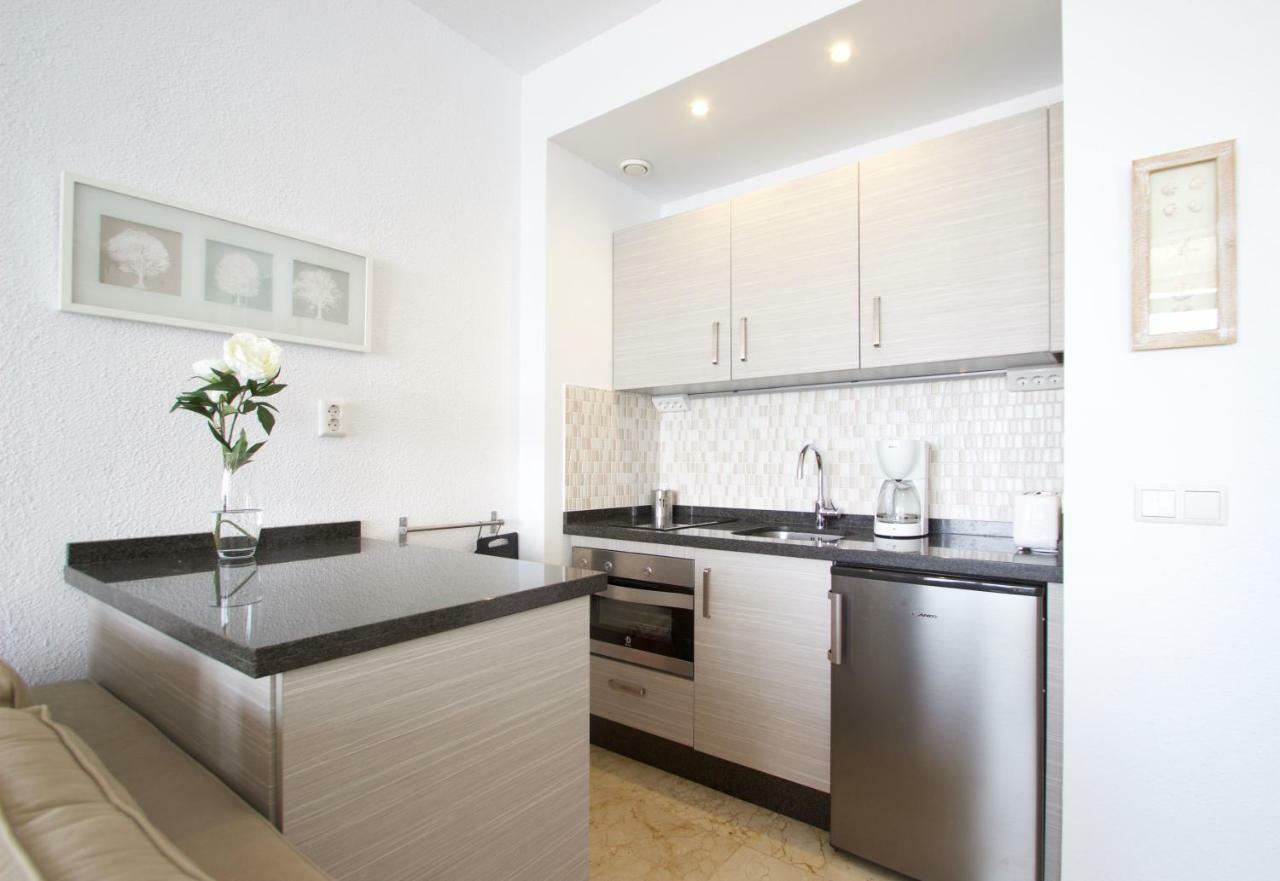 Sea Front Studio With Spacious Balcony Santa Clara 토레몰리노스 외부 사진